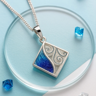 Stříbrný přívěsek s řetízkem čtverec s modrým třpytem KO5194_CU035_45